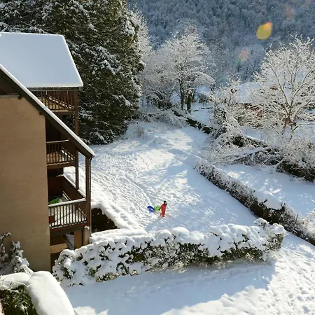 Apartment Agreable T2, Vue Montagnes, 600m Centre Luchon