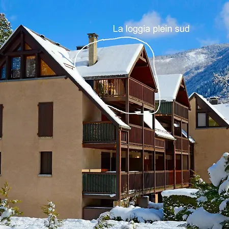 Agreable T2, Vue Montagnes, 600m Centre Luchon * Bagneres-de-Luchon